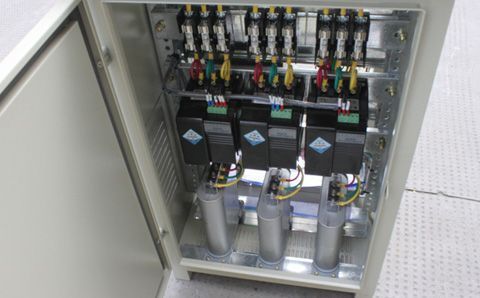 為什么大多數(shù)電力電容器的額定電壓會選擇450V或480V？